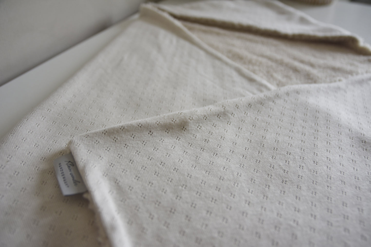 Wikkeldeken "Pointelle mini beige + Teddy Beige"