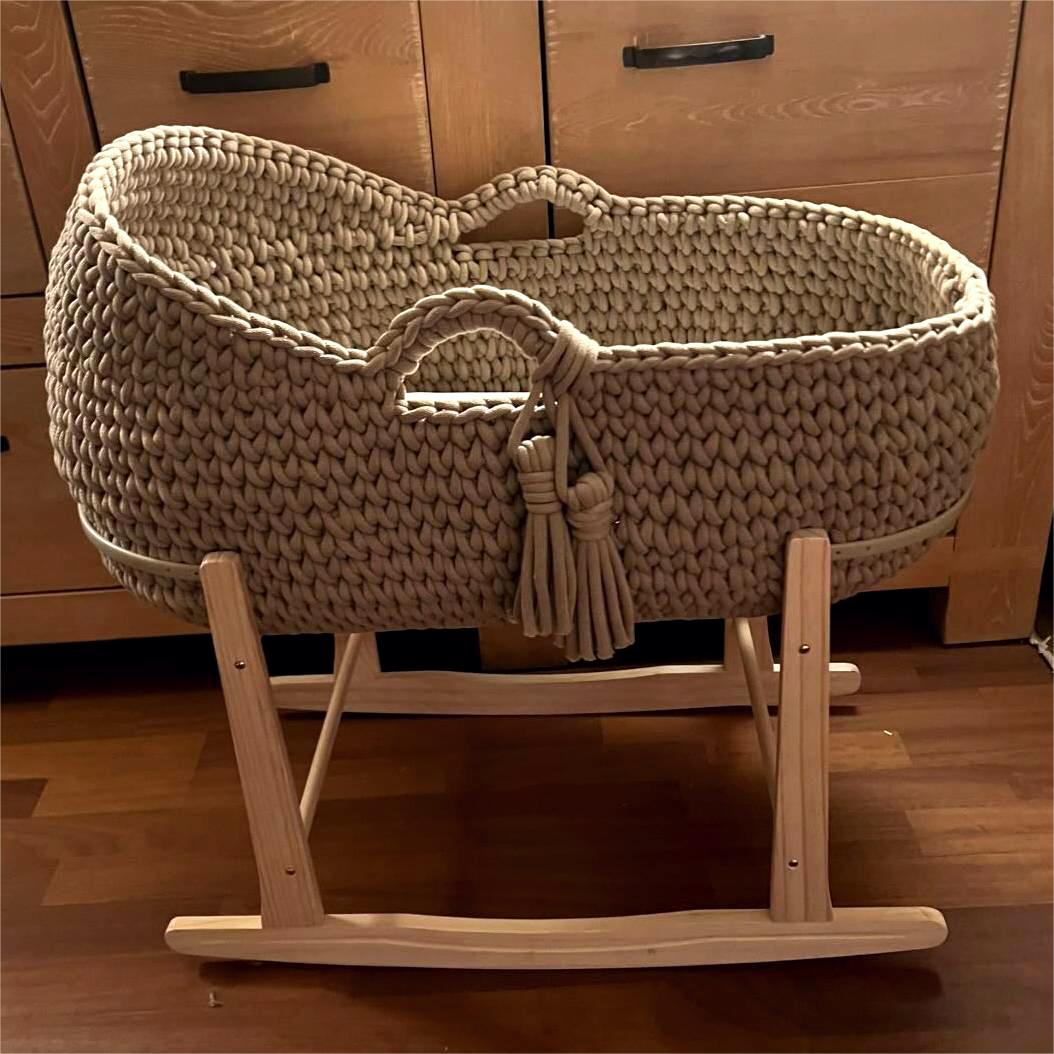 Mozesmandje Wiegje | DIY Pakket | Kleur naar Keuze | Incl Haaknaald, Matras en Molton