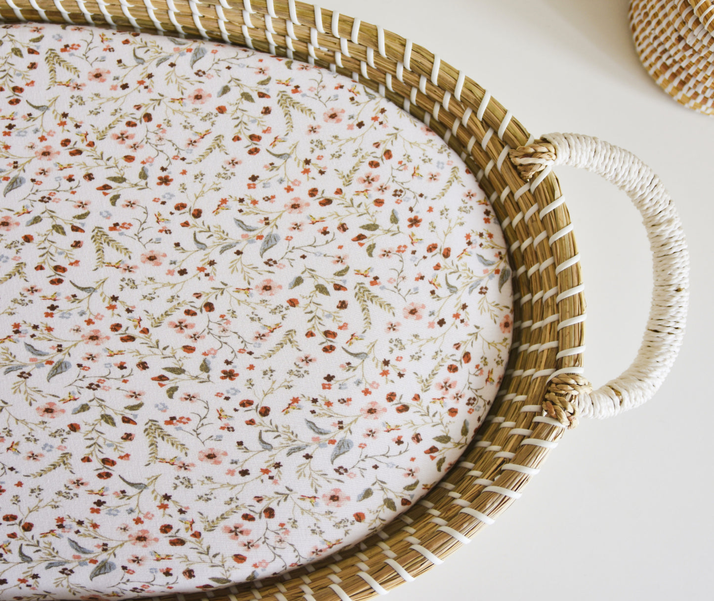 Matrashoes verschoonmand Kwantum / mozesmandje "Small flowers"